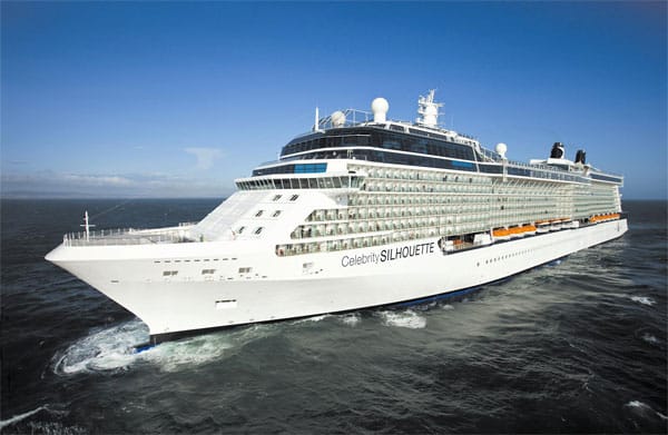 Auch Celebrity Cruises ist mit zwei Schiffen in den Top Ten vertreten. Die 2011 gebaute "Celebrity Silhouette" kommt auf Platz zwei.