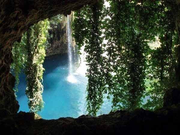Kursunlu Wasserfälle an der Türkischen Riviera: Mitten im Naturschutzgebiet und in der Nähe der antiken Stätte Perge liegen die wunderschönen Kursunlu-Wasserfälle.