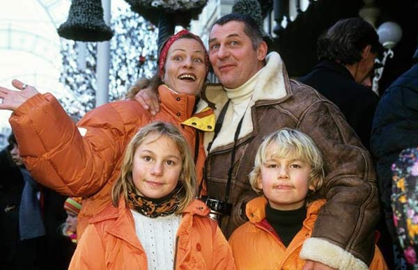 Foto von 1998: Honig und Ehefrau Simone sowie ihre beiden Kinder.