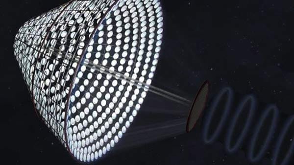 Sieht aus wie eine Designer-Lampe: SPS-ALPHA soll Solarstrom im All sammeln