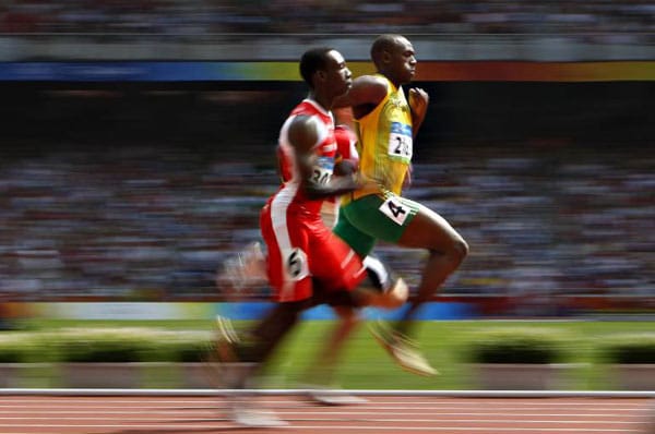 Im 100-Meter-Finale wird eine von insgesamt 302 ENTSCHEIDUNGEN fallen. Superstar Usain Bolt (vorne) wird alles daran setzen, wieder als Erster die Linie zu überqueren.
