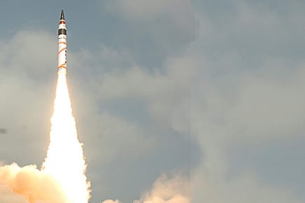 Atommacht Indien hat erstmals erfolgreich eine Langstreckenrakete getestet: Agni V