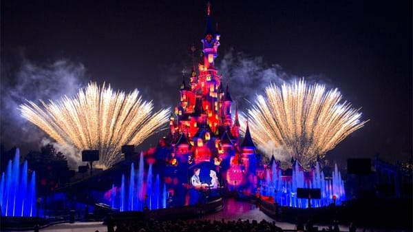 Die neue Show Disney-Dreams im Disneyland Paris.