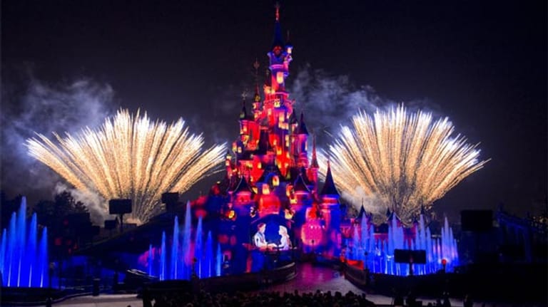 Die neue Show Disney-Dreams im Disneyland Paris.