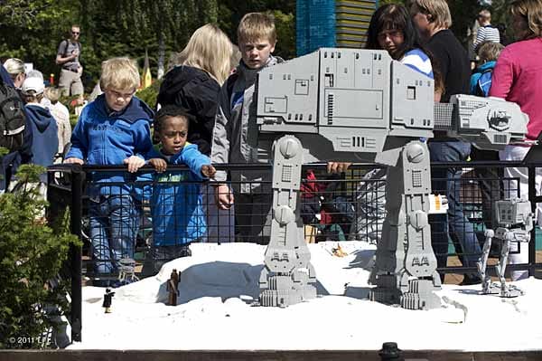 Miniland ist das Herzstück von Legoland. Hier gibt es die große Welt im Kleinformat. Auch eine Star Wars-Abteilung gehört dazu.