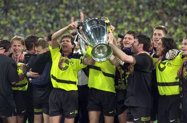 Der Höhepunkt der Vereinsgeschichte folgt 1997 im Münchner Olympiastadion. Außenseiter Dortmund gewinnt das Finale der Champions League gegen Juventus Turin mit 3:1 und darf sich bester Klub Europas nennen.