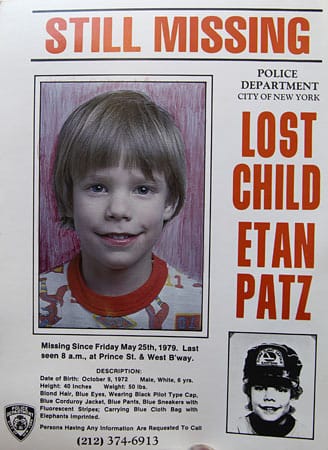 Etan hatte im Mai 1979 den Fußweg von seiner Wohnung im New-Yorker Viertel Soho zur Schulbus-Haltestelle erstmals allein zurücklegen dürfen - kam dort aber nie an. Nach dem vermissten Jungen wurde jahrelang und landesweit auch mit aufgedruckten Fotos auf Milchtüten gesucht.