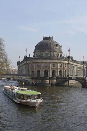 Auf Platz zehn landet die Berliner Museumsinsel, welche dem Weltkulturerbe der UNESCO angehört.