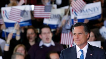 Jetzt ist es amtlich: Der Multimillionär Mitt Romney hat in einem monatelangen Vorwahlreigen zahlreiche Mitbewerber abgeschüttelt und ist Herausforderer von Präsident Obama.