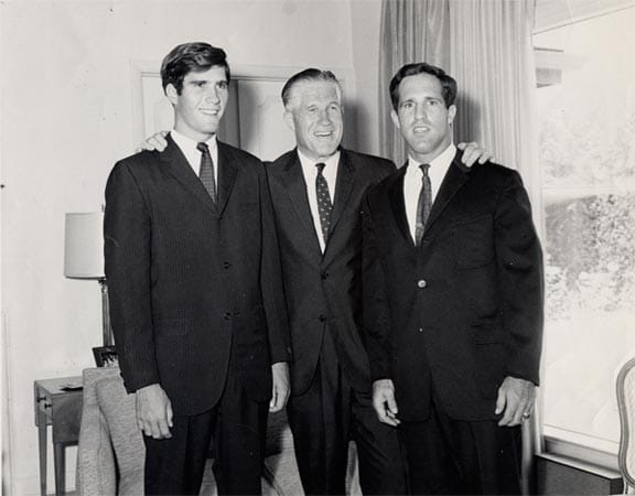 Ein Familienfoto aus den 1960ern mit Vater George und dem älteren Bruder Scott (rechts), der auch Politiker ist.