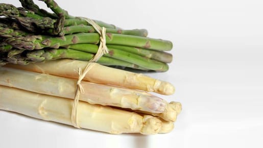 Spargel muss atmen können, sonst kann sich Schimmel bilden. Spargel muss atmen können, sonst kann sich Schimmel bilden.