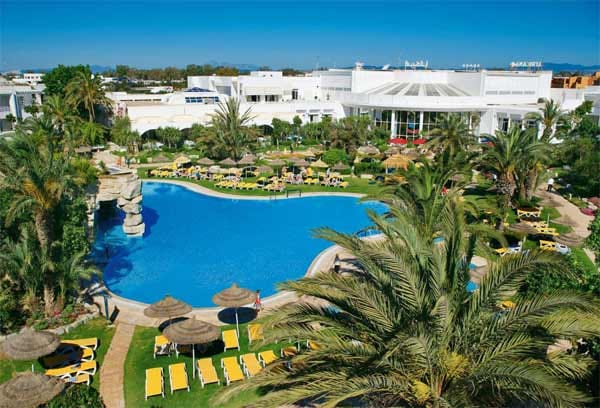 Das "Hotel Club Magic Life Africana Imperial" liegt am kilometerlangen Feinsandstrand von Hammamet in Tunesien. Entspannen lässt es sich wunderbar im Hamam mit anschließendem Bad im Jacuzzi.