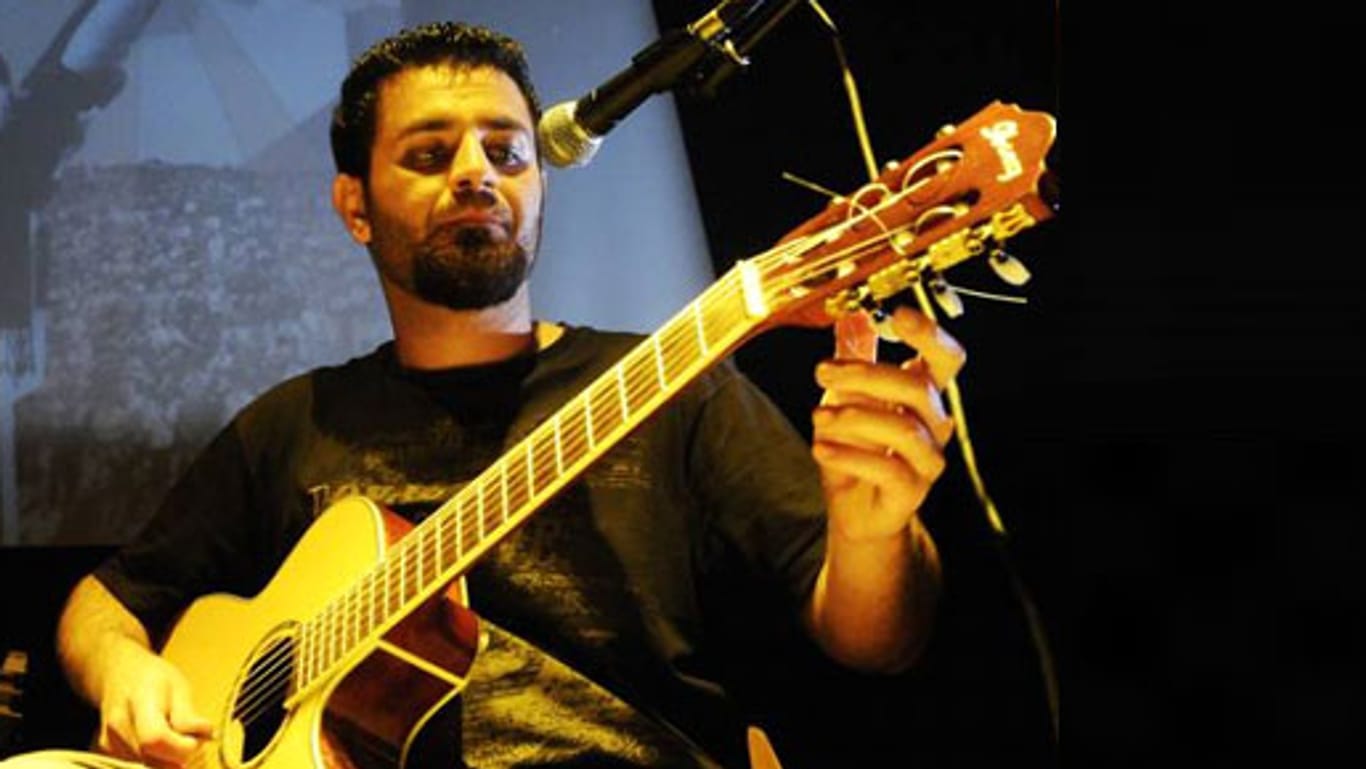 Todesdekret gegen iranischen Rapper Shahin Najafi.