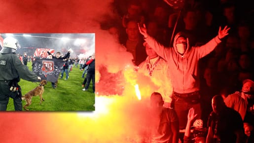 Fan-Krawalle in Düsseldorf: Das Relegationsspiel gegen Berlin stand vor dem Abbruch. Fan-Krawalle in Düsseldorf: Das Relegationsspiel gegen Berlin stand vor dem Abbruch.