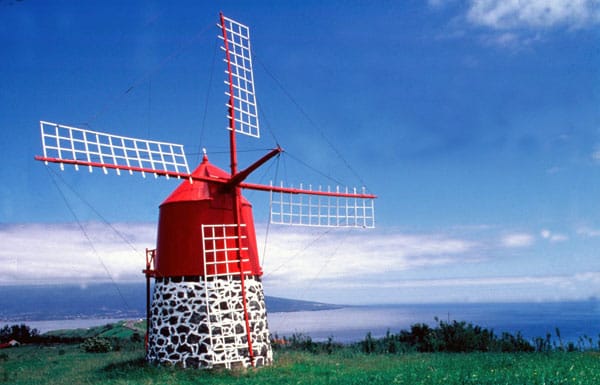 Windmühle bei Horta auf Faial.