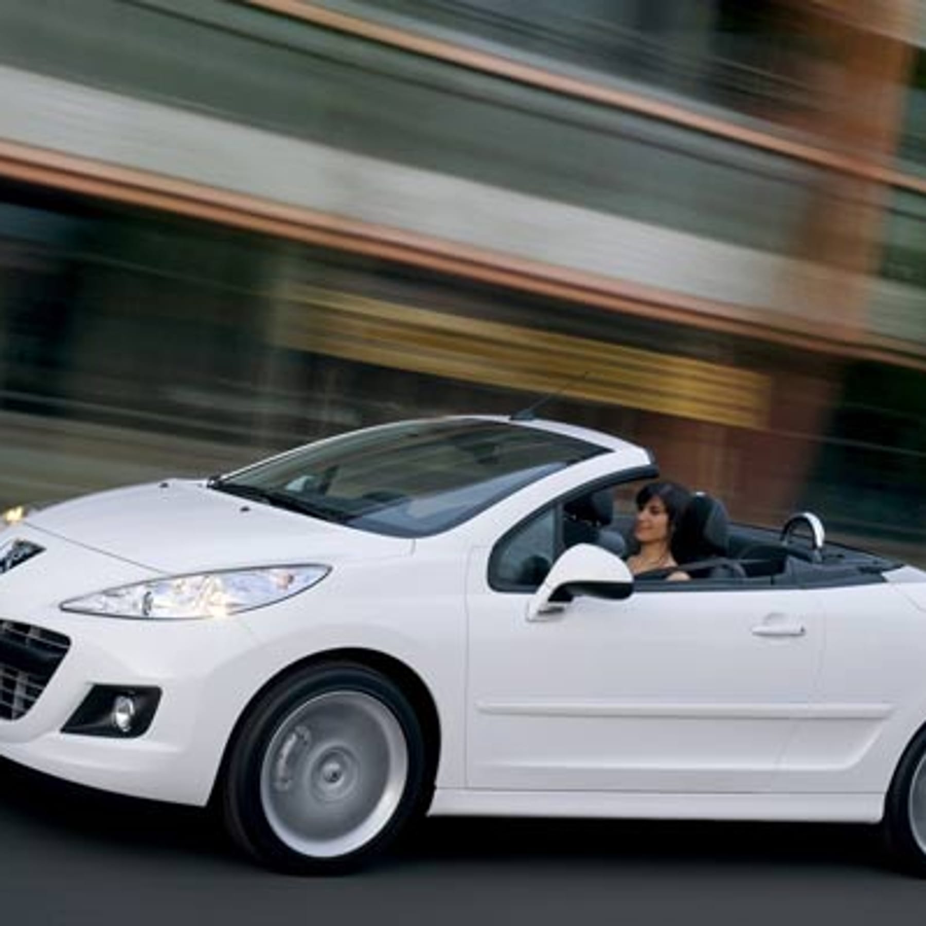 Peugeot CC kaufen • Gebrauchtwagen mit Preischeck auf
