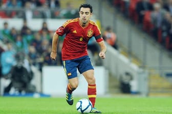 Xavi, Spanien: Der Mittelfeldspieler vom FC Barcelona hat in den letzten Jahren alles gewonnen. Welt- und Europameister mit Spanien, dazu Titel en Masse mit seinem Klub. Der Stratege gibt in der Elf der Iberer den Takt vor und ist ein Schlüsselspieler.