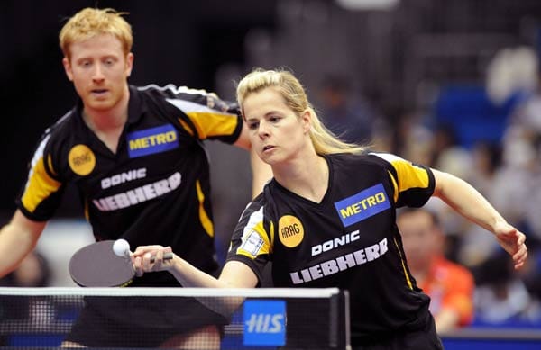 Auch im Tischtennis wird Mixed Doppel gespielt: Christian Süß und Elke Schall treten nicht nur an der Platte gemeinsam auf.