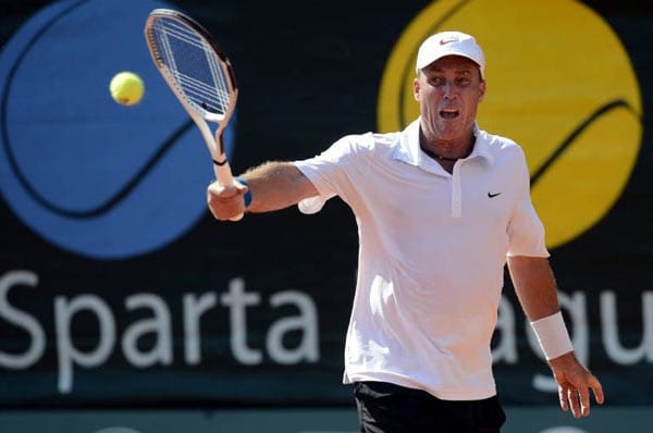 Ivan Lendl war einer der dominantesten Tennisspieler der 80er Jahre. In seiner Karriere gewann er acht Grand-Slam-Turniere und 94 Titel im Einzel. Nur ein Erfolg in Wimbledon blieb Lendl verwehrt. Unvergessen bleibt auch das Marathon-Match im Achtelfinale der French Open gegen den von Krämpfen geplagten und am Rande einer Aufgabe stehenden Michael Chang.