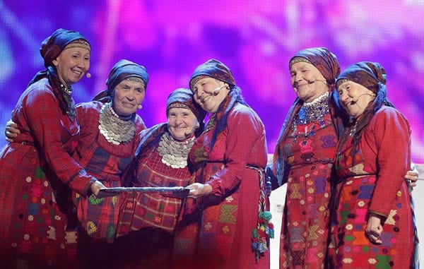 Den zweiten Platz belegten die russischen "Pop-Omas" der Gruppe Buranowski Babuschki mit ihrem Pop-Folklore-Song "Party For Everybody".