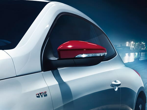 Der neue Scirocco GTS debütiert auf der Messe Auto Mobil International (AMI) in Leipzig und kommt im Sommer in den Handel.