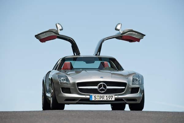 Die Neuauflage von AMG-Mercedes hat immerhin die Flügeltüren geerbt. Und den schwindelerregenden Preis.