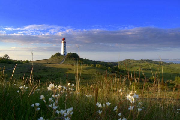 Beliebtes Ziel im Norden der Insel - der Leuchtturm, dessen Licht nachts rund 45 Kilometer weit über die Ostsee strahlt, wurde 1888 erbaut und ist 72 Meter hoch.