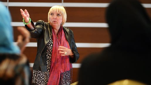 Die Grünen-Politikerin Claudia Roth ist von der Sicherheitslage in Tripolis überrascht worden Die Grünen-Politikerin Claudia Roth ist von der Sicherheitslage in Tripolis überrascht worden