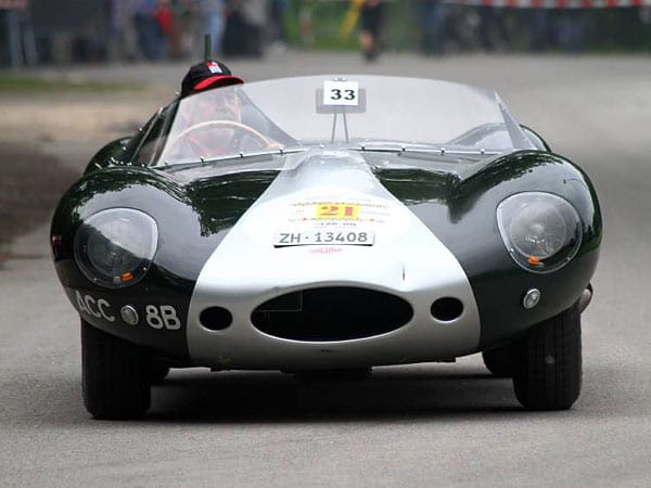 Der Urahn des Jaguar E-Types: Der Jaguar D-Type-Rennwagen von 1954. MIt dem D-Type wurde Jaguar dreimal Sieger beim 24-Stunden-Rennen von Le Mans.