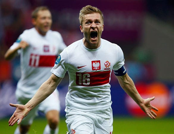 Der Jubel fällt dementsprechend ausgelassen aus. Gedreht wird das Spiel allerdings nicht mehr. Polen muss auch nach dem zweiten Gruppenspiel weiter auf den ersten Sieg warten. Der Jubel fällt dementsprechend ausgelassen aus. Gedreht wird das Spiel allerdings nicht mehr. Polen muss auch nach dem zweiten Gruppenspiel weiter auf den ersten Sieg warten.