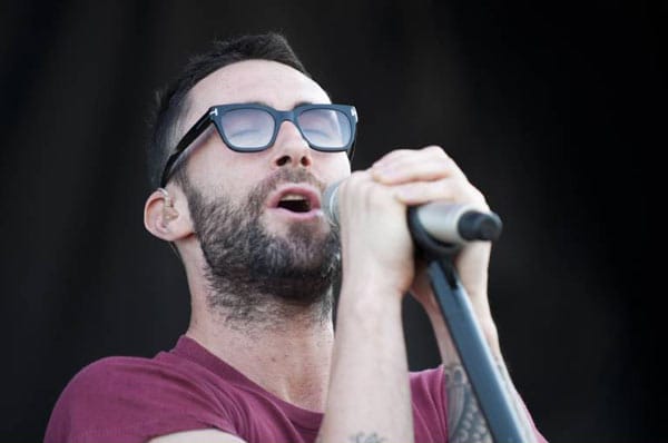 Auf Platz zwei mit 12 Prozent der Stimmen landet Maroon-5-Frontmann Adam Levine.