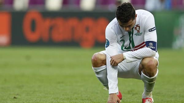 Portugal siegt, doch so richtig glücklich ist Superstar Cristiano Ronaldo nicht. Portugal siegt, doch so richtig glücklich ist Superstar Cristiano Ronaldo nicht.