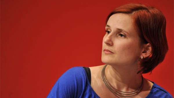Katja Kipping will Spitzengehälter mit 100 Prozent besteuern
