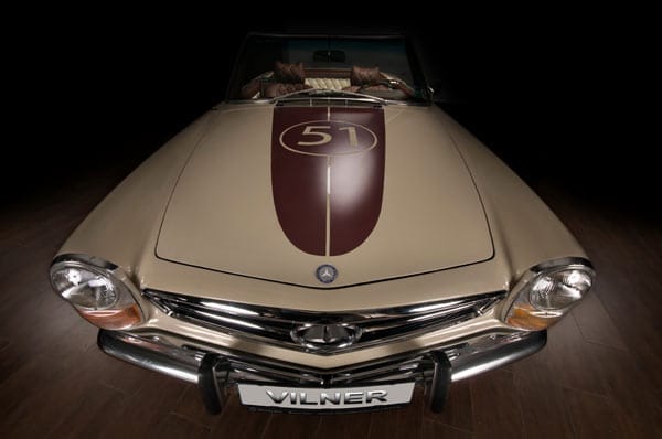 Für einige Autofans ist der Mercedes Oldtimer, der seine Premiere auf dem Genfer Auto Salon 1963 feierte, der schönste Wagen aller Zeiten.