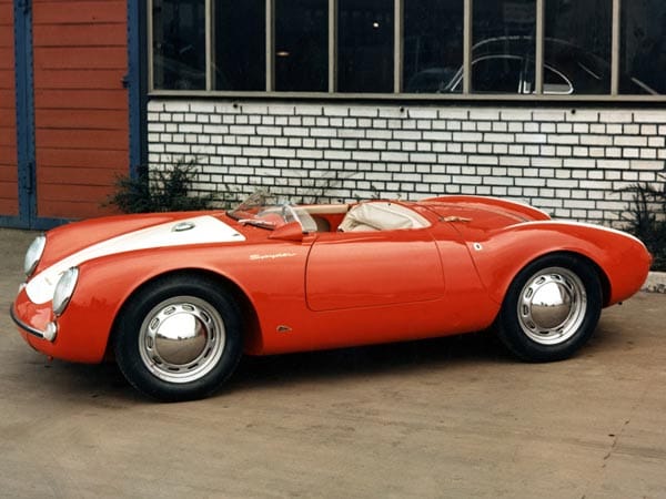 Begehrte Kleinstserie - als Porsche im Jahr 1953 den 550 Spyder vorstellte, war eine Serienproduktion noch gar nicht geplant. Insgesamt wurden von dem offenen Zweisitzer schließlich 90 Exemplare gebaut.
