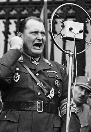 Hermann Göring: Seine Kunstsammlung geht online. Hermann Göring: Seine Kunstsammlung geht online.