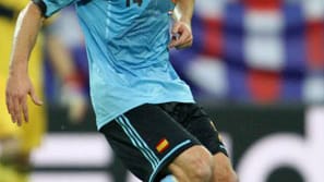 Xabi Alonso ist der Chef im Mittelfeld der Spanier. Ihm droht ebenso eine Sperre wie Alvaro Arbeloa, Fernando Torres, Javi Martinez und Jordi Alba.