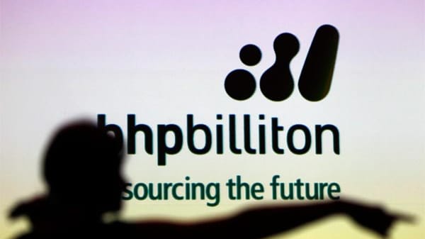 Platz 1: Mit einer Marktkapitalisierung von 161,7 Milliarden Dollar ist der britisch-australische Konzern BHP Billiton ein echtes Schwergewicht an der Börse. Das Unternehmen betreibt Eisenerz- und Kupferminen, erweitert aber auch sein Geschäft u.a. auf Schiefergasressourcen in den USA.