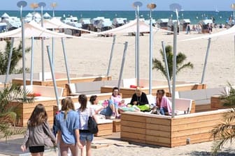 Die Strandbar "Ostseelounge" an der neuen Promenade.