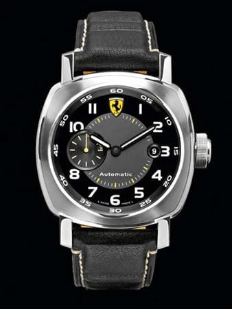 Zum Schluss noch der Autobauer aus Maranello: So hat der Uhrenhersteller Panerai eine edle Ferrari-Uhr mit Automatikwerk im Sortiment.