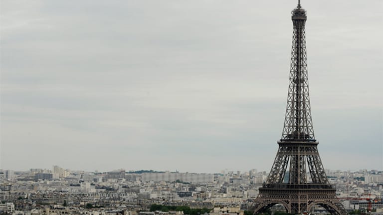 Der Eiffelturm ist das Wahrzeichen der französischen Hauptstadt Paris