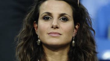 Ein echter Hingucker bei der EM: die Spielerfrauen der Squadra Azzurra. Cristina De Pin (27) ist die Freundin von Riccardo Montolivo. Das italienische Model wurde Playmate im März 2009.