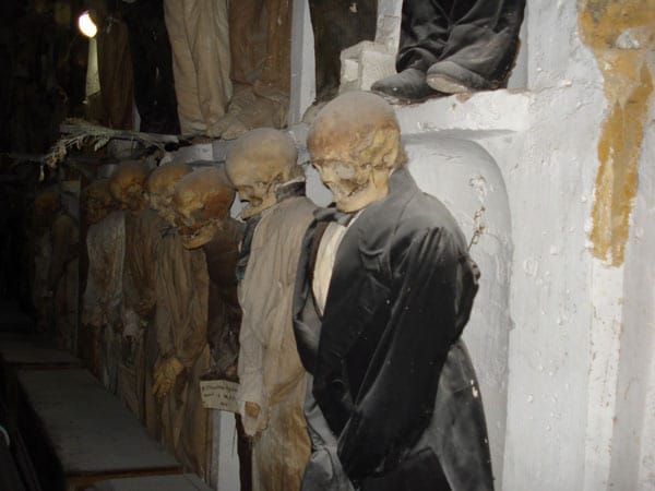 In Palermo findet sich eines der berühmtesten Mumiengräber