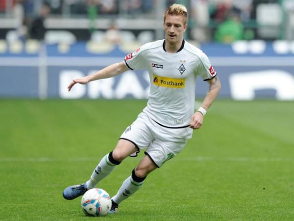 Bereits im Winter einigten sich die Borussias aus Mönchengladbach und Dortmund über den Wechsel von Marco Reus. Der 22-jährige Nationalspieler kostete den BVB etwa 17,5 Millionen Euro.
