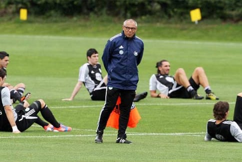 Wolfsburg-Trainer Felix Magath lässt seinen Profis kaum Zeit für Pausen.