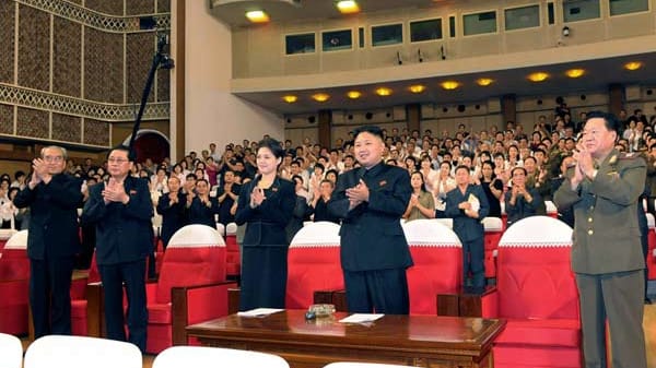 Wer ist die Frau an der Seite von Kim Jong Un?