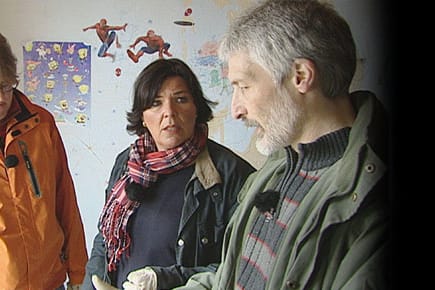 Vera Int-Veen bei ihrem ekligsten Fall bei "Mietprellern auf der Spur": Fäkalien an Wand und Türen.