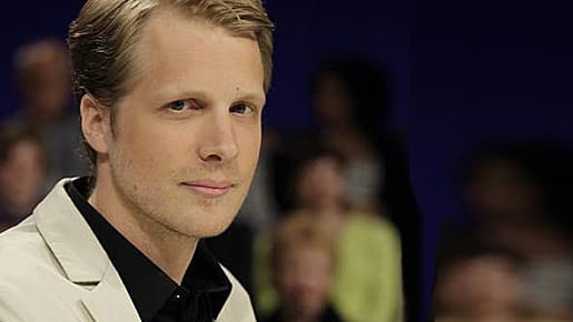 Oliver Pocher fungiert bei Sky jetzt auch als Box-Moderator. Oliver Pocher fungiert bei Sky jetzt auch als Box-Moderator.