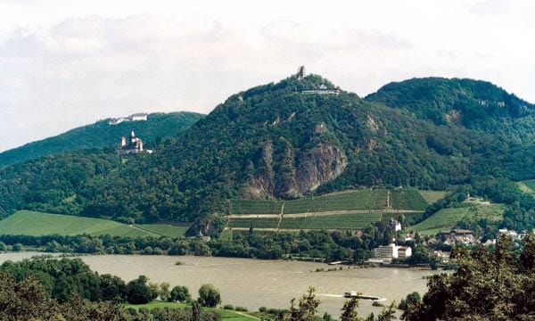 Platz 29: Im Siebengebirge bei Bonn finden sich auf engem Raum viele verschiedene vulkanische Gesteine.