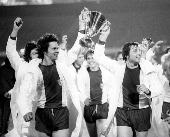 Der FC Magdeburg gewann als einziger DDR-Klub einen Europapokal - 1974 den Pokalsieger-Wettbewerb gegen den AC Mailand. Nach der Wiedervereinigung spielte der dreifache DDR-Meister bestenfalls drittklassig. 2011/12 wurde Magdeburg in der Regionalliga Nord Letzter - einen Absteiger gab es jedoch nicht.